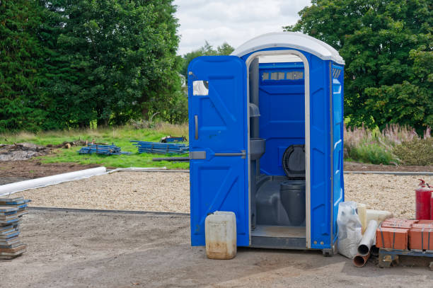Best Deluxe Portable Toilet Rental  in Victoria, TX